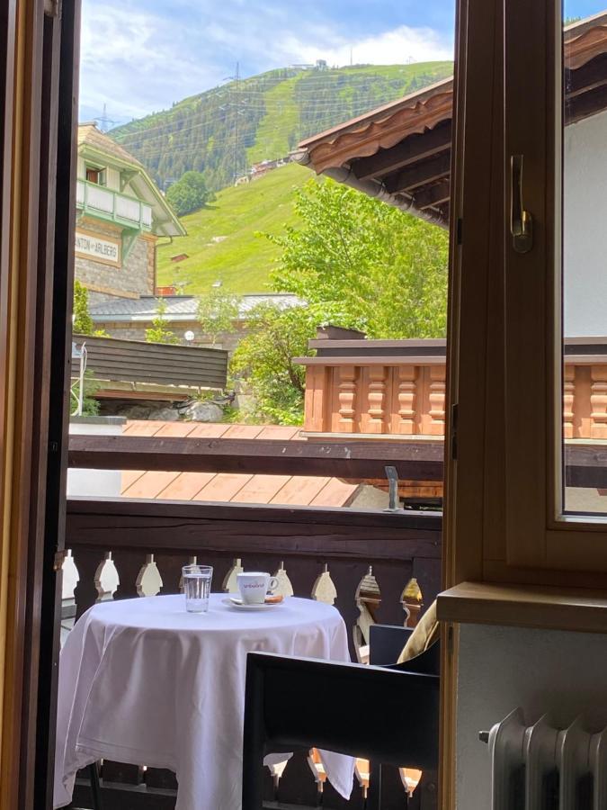 Cafe Schneider Appartments Sankt Anton am Arlberg Exterior foto